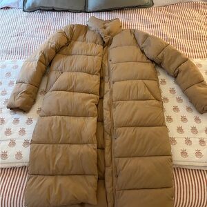 Amazon Essentials Tan Outerwear